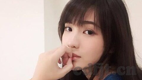 国产av一区仑乱麻豆出品-国产AV一区仑乱麻豆，艺术与乱序的边缘探索